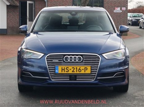 Audi A3 Sportback - E-TRON S-LINE KEYLESS/FULL-LED/NAVI/18''INCH - 1