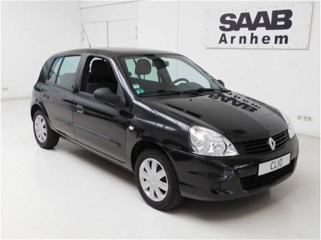 Renault Clio - 1.2 16V Campus - 1