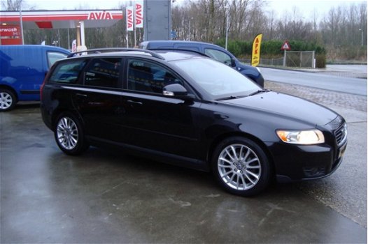 Volvo V50 - 1.6D S/S *BJ09*AIRCO*NAVI*LM VELGEN*IN TOP STAAT - 1