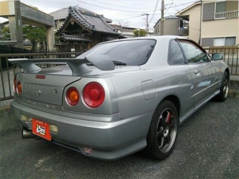 Nissan GT-R - skyline R34GTT on it's way to holland 25% deposit to reserve the car - 1