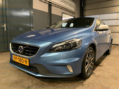 Volvo V40 - 2.0 D2 R-Design Business 1e EIGENAAR/NAVI/XENON - 1