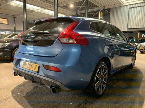 Volvo V40 - 2.0 D2 R-Design Business 1e EIGENAAR/NAVI/XENON - 1