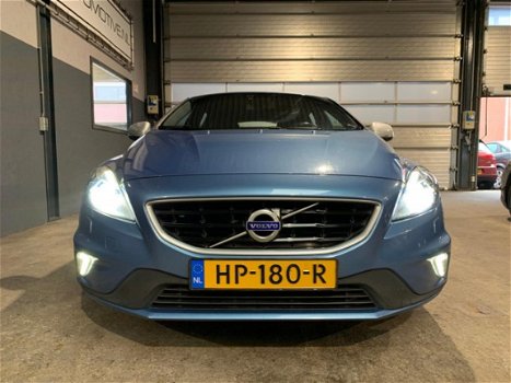 Volvo V40 - 2.0 D2 R-Design Business 1e EIGENAAR/NAVI/XENON - 1