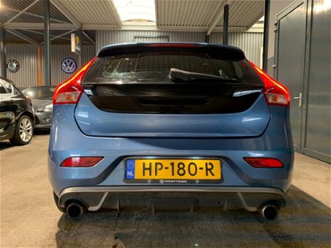 Volvo V40 - 2.0 D2 R-Design Business 1e EIGENAAR/NAVI/XENON - 1