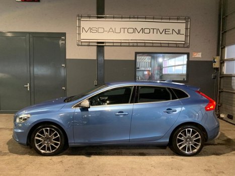 Volvo V40 - 2.0 D2 R-Design Business 1e EIGENAAR/NAVI/XENON - 1