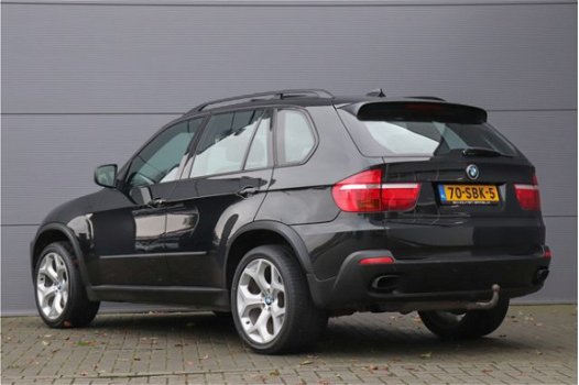 BMW X5 - 3.5D 286pk Sportpakket Navi Pano Xenon 20'' - 1