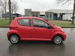 Toyota Aygo - 1.0-12V 5-Deurs. Stuurbekr., Airbags, Radio-CD, Enz... Mooie, zuinige en onverwoestbar - 1 - Thumbnail