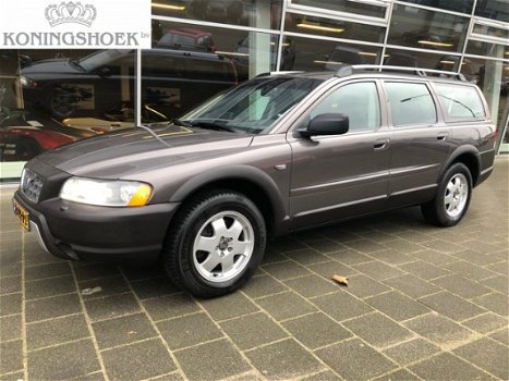 Volvo XC70 - 2.5 T Summum - 1