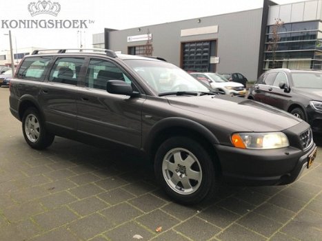 Volvo XC70 - 2.5 T Summum - 1