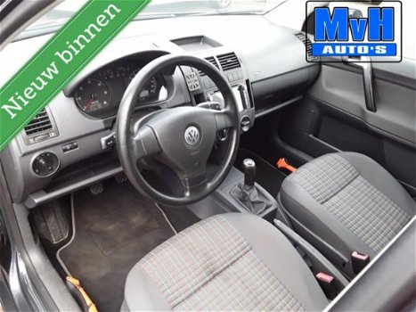 Volkswagen Polo - 1.4 TDI Comfortline BlueMotion - 1