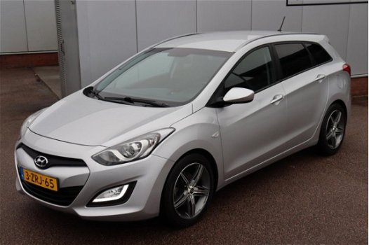 Hyundai i30 Wagon - 1.6 GDi i-Motion org. NL-auto - 1