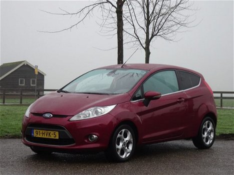 Ford Fiesta - 1.25 Titanium Exelent * Airco * Nw-Type * LEUK - 1