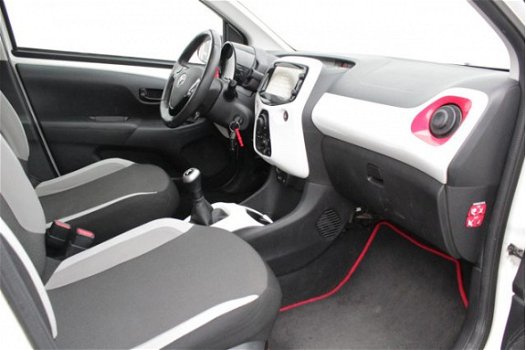 Toyota Aygo - 1.0 VVT-i X-Play | Airco | Cruise | Camera | Lm-Velgen - 1