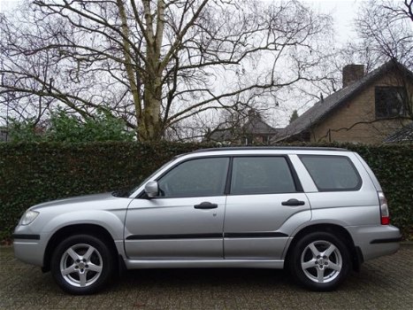 Subaru Forester - 2.0 X Edition Airco/ECC, El. Pakket, Haak, 1e Eig., Volledig onderhouden! - 1