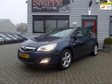 Opel Astra - 1.6 Edition -NAVI-AIRCO-PDC V+A-TREKHAAK-LMV