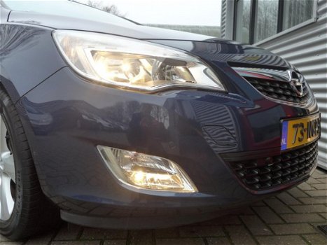Opel Astra - 1.6 Edition -NAVI-AIRCO-PDC V+A-TREKHAAK-LMV - 1