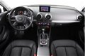 Audi A3 Limousine - 1.6 TDI Attraction *Navigatie*Leer*Pdc - 1 - Thumbnail