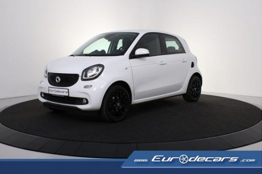 Smart Forfour - 1.0 Prime Sport Automaat *Navigatie*Leer*Stoelverwarming - 1