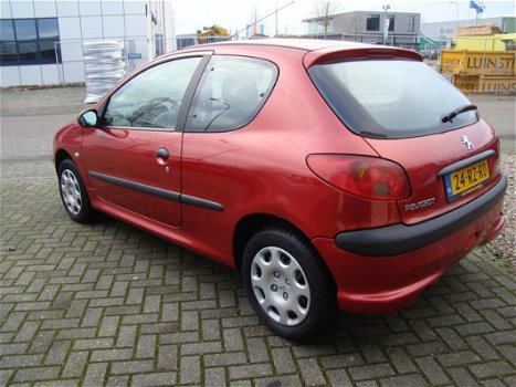 Peugeot 206 - 1.4 One-line - 1