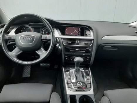 Audi A4 - 1.8 TFSI Pro Line Business Automaat/Navigatie/Xenon - 1