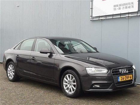 Audi A4 - 1.8 TFSI Pro Line Business Automaat/Navigatie/Xenon - 1