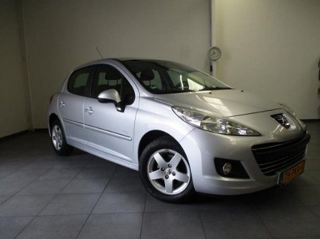 Peugeot 207 - 1.4 VTI / 5 Drs / Airco / 82000km - 1