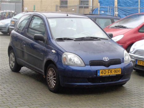 Toyota Yaris - 1.0-16V VVT-i Terra AIRCO STUURBEKR. TREKHAAK 3DEURS - 1