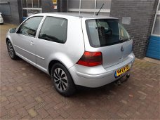 Volkswagen Golf - 1.6-16V Highline ECC/16"LM Velgen 3 drs