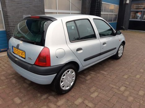 Renault Clio - 1.6 RXE Airco Automaat 5 drs - 1