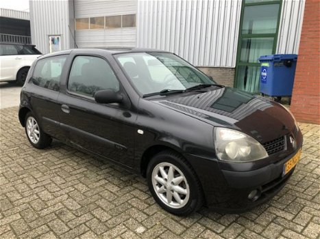 Renault Clio - 1.2-16V Authentique - 1