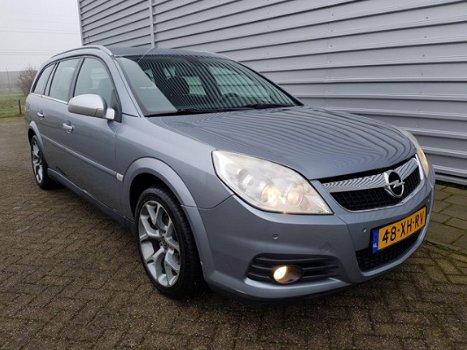 Opel Vectra Wagon - 2.2-16V Executive Clima/Leder/LM/Trekhaak - 1