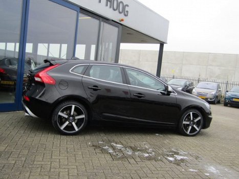 Volvo V40 - 2.0 D2 R-Design Business NAVI XENON 18'' - 1