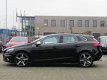 Volvo V40 - 2.0 D2 R-Design Business NAVI XENON 18'' - 1 - Thumbnail