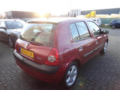 Renault Clio - 1.2-16V Dynamique 5 deurs, 125531 km, nwe APK, ACCU, BANDEN, STARTMOTOR en rijd nog s - 1