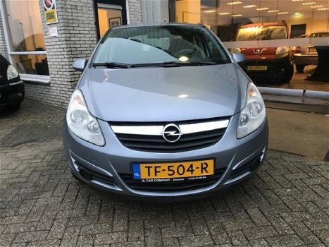 Opel Corsa - 1.2-16V Essentia AIRCONDITIONING zeer nette auto - 1