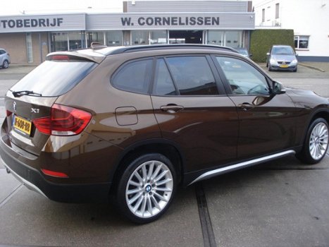 BMW X1 - S Drive28i Business+ - 1