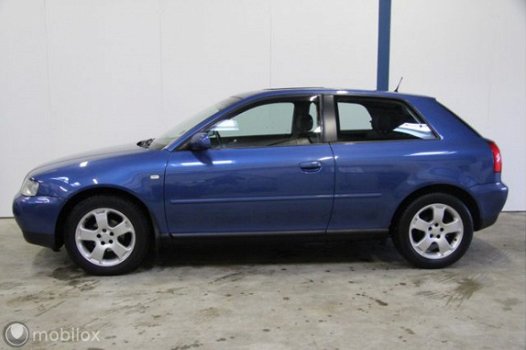 Audi A3 - 1.6 Attraction [Climate control] - 1