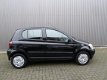 Toyota Yaris - 1.3-16V VVT-i Luna /5drs/1e eigenaar - 1 - Thumbnail