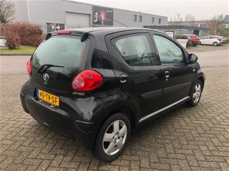 Toyota Aygo - 1.0-12V Sport [bj 2007] 5DRS AIRCO+2e Eigenaar/NW APK - 1