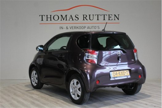 Toyota iQ - 2010/ NAP/ Airco/ Navi/ Elek Ramen + Spiegels/ Stuur bed./ Onderhoudsboekjes - 1