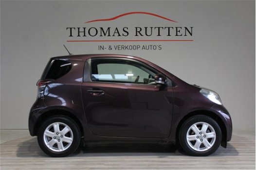 Toyota iQ - 2010/ NAP/ Airco/ Navi/ Elek Ramen + Spiegels/ Stuur bed./ Onderhoudsboekjes - 1