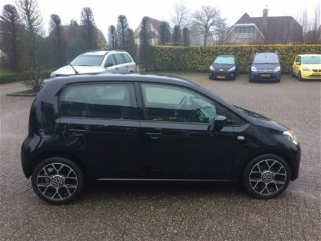 Volkswagen Up! - 1.0 move up BlueMotion - 1