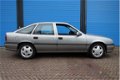 Opel Vectra - 1.8i CDX - 1 - Thumbnail