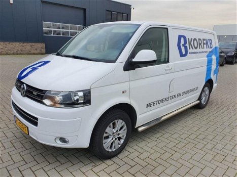 Volkswagen Transporter - 1