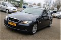 BMW 3-serie - 320i High Executive | Navi Pro | Sportstoelen | Cruise | Clima | - 1 - Thumbnail