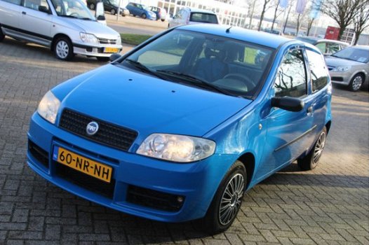 Fiat Punto - 1.2 Sound | Airco | Elektrische ramen | Stuurbekrachtiging | CDV | APK 09-08-2020 | - 1