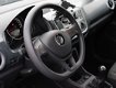 Volkswagen Up! - 1.0 60pk BMT Move Up Executive - 1 - Thumbnail