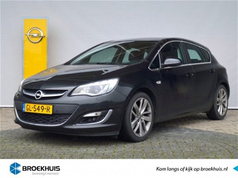 Opel Astra - 1.4 Turbo Sport + 140PK Xenon / AGR comfortstoelen / Navigatie / Climate Control / Trek - 1