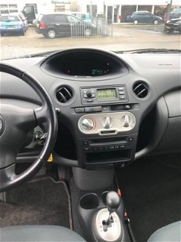 Toyota Yaris - 1.0 16v VVT-i Linea Sol - 1