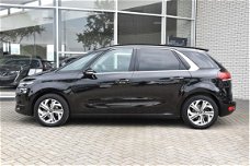 Citroën C4 Picasso - INTENSIVE 1.2 PURETECH | NAVIGATIE | TREKHAAK | CAMERA